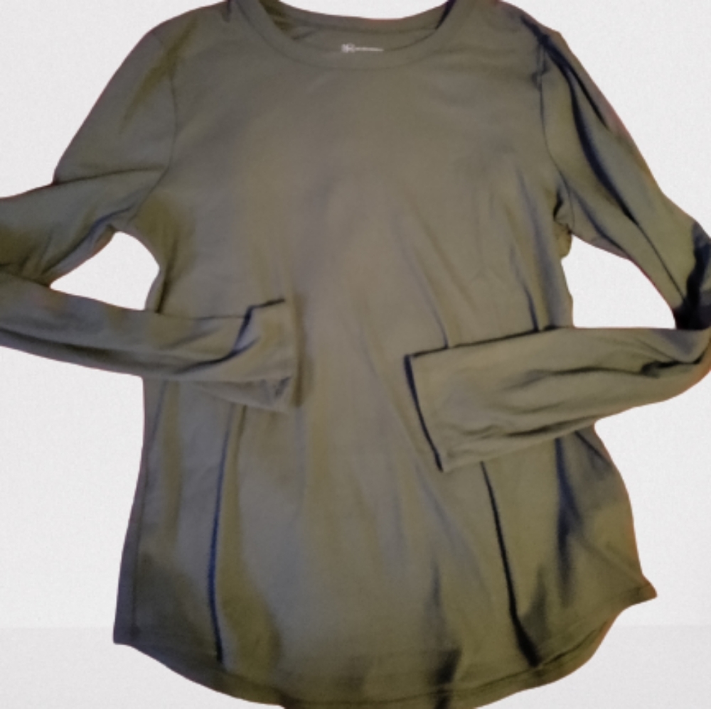 No boundaries long sleeve shirt